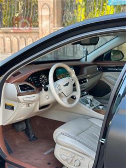 جنسس G90